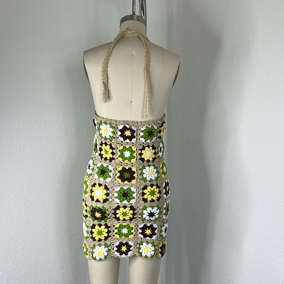 Cessilie Granny Afghan Crochet Halter Mini Dress - Picture 8 of 10